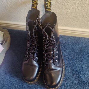 Black Doc Dr. Martens Jadon Platform Boots Men's Size 9